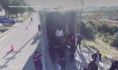 Lại phát hiện xe tải chở 82 người nhập cư trái phép tại Thổ Nhĩ Kỳ