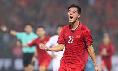 Việt Nam 1 - 0 UAE: Tiến Linh tỏa sáng, Việt Nam lên ngôi đầu bảng G