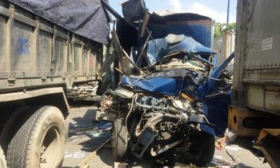 Tin tức tai nạn giao thông mới nhất hôm nay 30/11/2019: Tai nạn liên hoàn trên Xa lộ Hà Nội