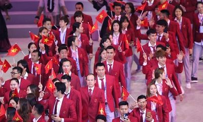 Phần diễu hành của đoàn thể thao Việt Nam trong lễ khai mạc SEA Games 30