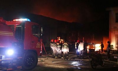 Đồng Nai: Cháy kinh hoàng tại khu công nghiệp ở Biên Hòa, nghi do nổ thùng hóa chất
