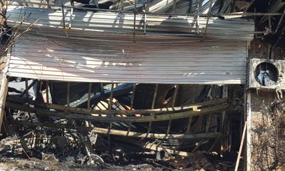 Khung cảnh tan hoang tại hiện trường vụ cháy nhà hàng 4 người chết ở Vĩnh Phúc