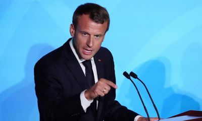 Ông Emmanuel Macron tuyên bố xóa bỏ trợ cấp hưu trí của tổng thống Pháp
