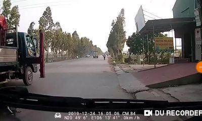 Tài xế gây tai nạn cho người đi đường nhưng vẫn không dừng lại
