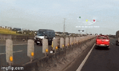 Thông tin sốc vụ mẹ chạy xe máy chở con nhỏ liều mạng trên cao tốc TP.HCM- Trung Lương