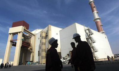 Iran bất ngờ tuyên bố không tuân thủ các giới hạn làm giàu urani