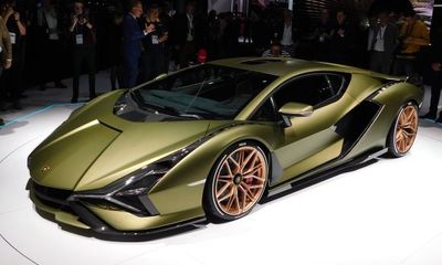 Bảng giá xe Lamborghini mới nhất tháng 1/2020: “Chúa tể” Lamborghini Aventador S 2020 niêm yết 40 tỷ đồng