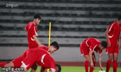 Video: Buổi tập “khác lạ” của đội bóng bí ẩn nhất VCK U23 châu Á 