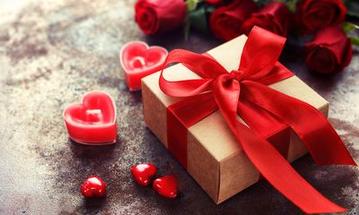 9 món quà tặng valentine ý nghĩa cho bạn gái khiến nàng thích mê