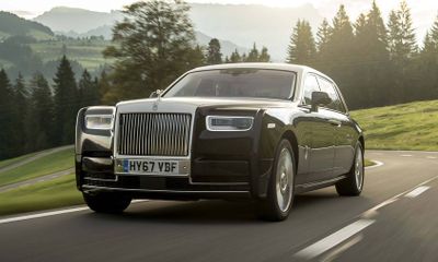 Bảng giá xe Rolls Royce mới nhất tháng 2/2020: Rolls Royce Cullinan siêu sang giá 41 tỷ đồng