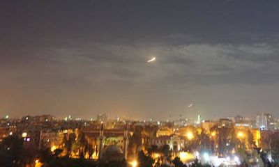 Israel bất ngờ không kích khiến thủ đô của Syria rung chuyển