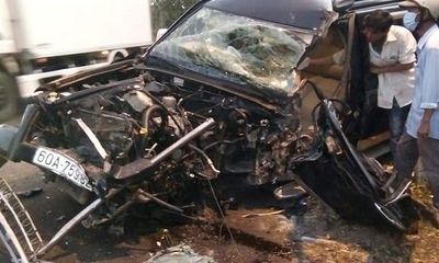Tin tai nạn giao thông mới nhất ngày 2/3/2020: Ô tô 7 chỗ bị tông bẹp dúm, tài xế mắc kẹt trong cabin