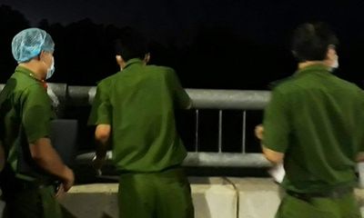 Đi tập thể dục, hốt hoảng phát hiện 2 người đàn ông tử vong dưới gầm cầu