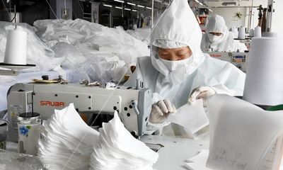 Trung Quốc ồ ạt sản xuất khẩu trang, tăng tới 116 triệu chiếc một ngày, đối mặt nguy cơ dư thừa