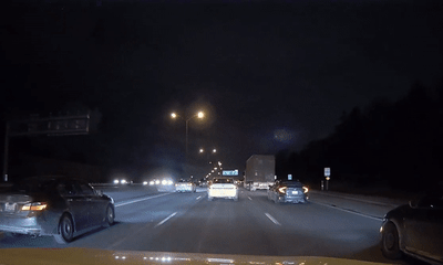 Video: Sedan suýt gặp “đại họa” vì liều lĩnh tạt đầu xe trước, va đuôi vào xe sau