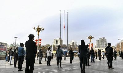 3 phút mặc niệm các nạn nhân tử vong vì mắc Covid-19 ở Trung Quốc