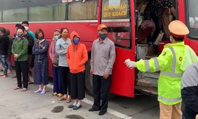 Tin tức thời sự mới nóng nhất hôm nay 6/4/2020: Bất chấp lệnh cấm, xe khách chở 30 người từ TP.HCM ra Hà Nội