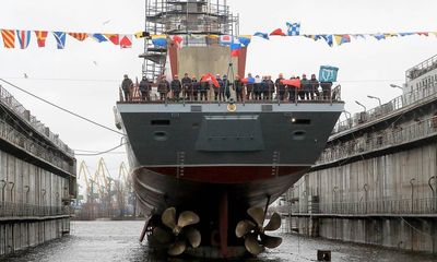 Tàu hộ tống của Nga khoe sức mạnh như vũ bão trong đợt tập trận 