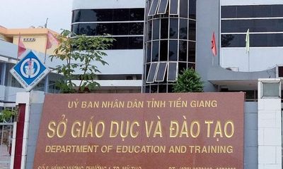 Tiền Giang: Mạo danh bộ GD&ĐT để bán sách giáo khoa, thiết bị giáo dục