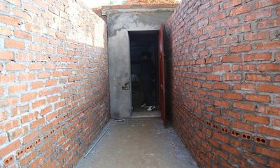 Phá sới bạc ở Vĩnh Phúc: Xây hầm bí mật trên đồi vắng, hệ thống cửa 3 lớp thép bảo vệ