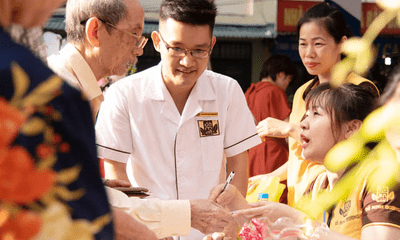 Bác sĩ Trần Hải Long: Người thầy thuốc dành cả thanh xuân cho Y học cổ truyền 