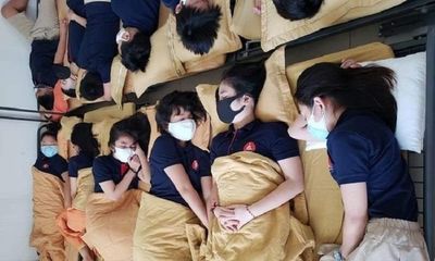 Vụ học sinh trường Marie Curie đeo khẩu trang khi đi ngủ: Hiệu trưởng nhà trường lên tiếng
