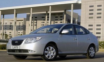 Hyundai Elantra, Santa Fe và hàng loạt xe sang Lexus bị triệu hồi