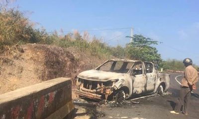 Vụ thi thể cháy đen trong xe bán tải ở Đắk Nông: Bố mẹ nạn nhân chạy xe máy 4 ngày để tìm con
