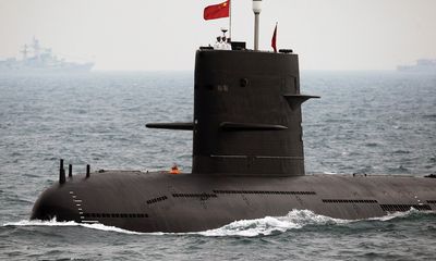 Hé lộ đường hầm bí mật chứa tàu ngầm tên lửa đạn đạo của Trung Quốc