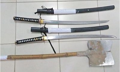 Đà Nẵng: Mâu thuẫn trên Facebook, 2 nhóm thanh niên mang kiếm, xẻng hỗn chiến