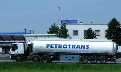 PVOIL bán đấu giá 1 triệu cổ phần tại Petrotrans