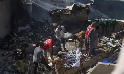 Toàn bộ 107 hành khách và phi hành đoàn tử nạn trong sự cố máy bay ở Pakistan