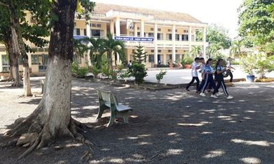 Tây Ninh: Thầy giáo bị tố dâm ô nhiều nam sinh lớp 9