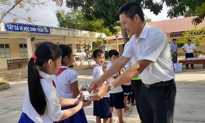 Vinamilk tiếp tục được chọn là đơn vị triển khai sữa học đường tại Trà Vinh 