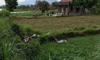 Phú Yên: Đang chạy xe trên đường, 2 người bất ngờ bị điện giật tử vong