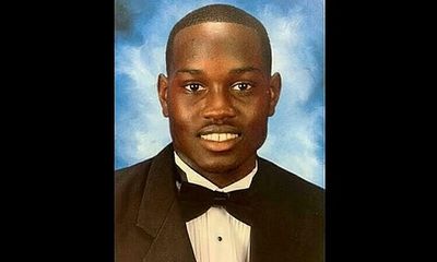 Mỹ: Ba nghi phạm sát hại thanh niên da màu ở Brunswick bị truy tố 9 tội danh