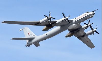 Mỹ điều máy bay chiến đấu chặn 4 máy bay trinh sát của Nga