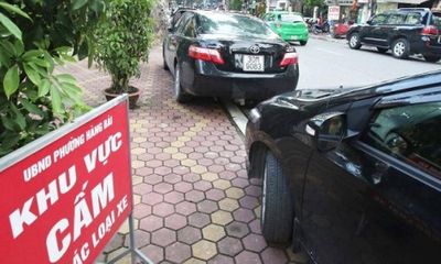 56 tuyến phố Hà Nội cấm đỗ xe trên vỉa hè