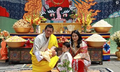 Công bố tên hoàng tử mới sinh của quốc vương Bhutan và hoàng hậu 