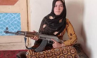 Chứng kiến cha mẹ bị sát hại, thiếu nữ Afghanistan đứng lên chiến đấu với phiến quân Taliban