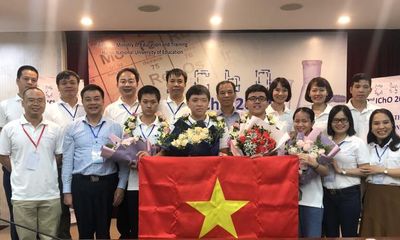Đoàn Việt Nam đoạt 4 huy chương Vàng Olympic Hoá học quốc tế 2020