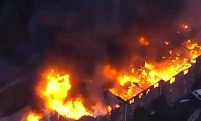 Video: Chung cư 3 tầng ở Mỹ bốc cháy ngùn ngụt 