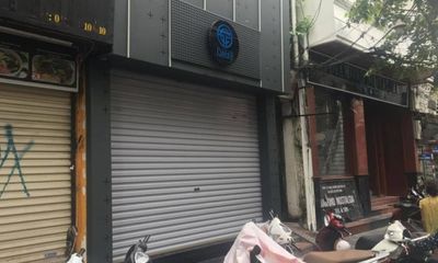Tiếp hàng chục khách bất chấp lệnh cấm, quán bar tại Hà Nội bị phạt 40 triệu đồng