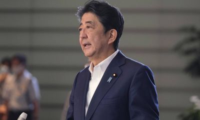 Thủ tướng Nhật Bản Shinzo Abe xác nhận trở lại làm việc sau những hoài nghi về sức khỏe