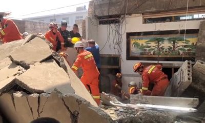 Trung Quốc: Nhà hàng bất ngờ sụp đổ, ít nhất 17 người thiệt mạng
