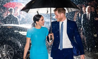 Vợ chồng Hoàng tử Harry ký hợp đồng với Netflix, xác nhận dấn thân vào thị trường phim ảnh 
