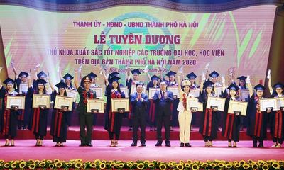 Hà Nội: Vinh danh 88 thủ khoa tốt nghiệp xuất sắc năm 2020