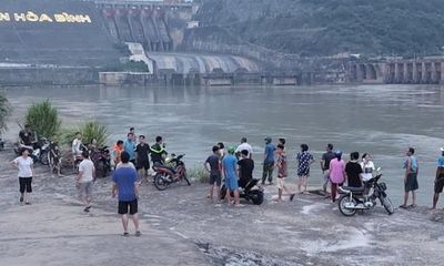 Vụ nam sinh lớp 11 mất tích khi tắm sông Đà: Tìm thấy thi thể nạn nhân