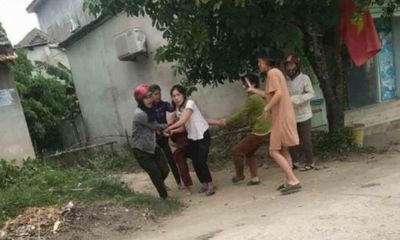 Vụ người phụ nữ bị đánh đập, lột đồ, kéo lê trên đường ở Nghệ An: Nạn nhân tiết lộ nguyên nhân