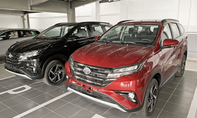 Toyota Rush bất ngờ giảm 35 triệu đồng, cạnh tranh quyết liệt với Mitsubishi Xpander